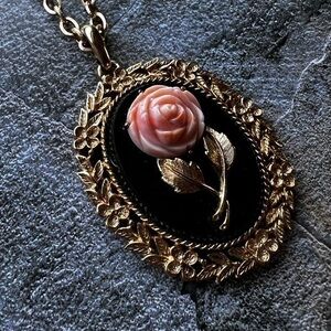 Avon Rose Mirror pendant necklace